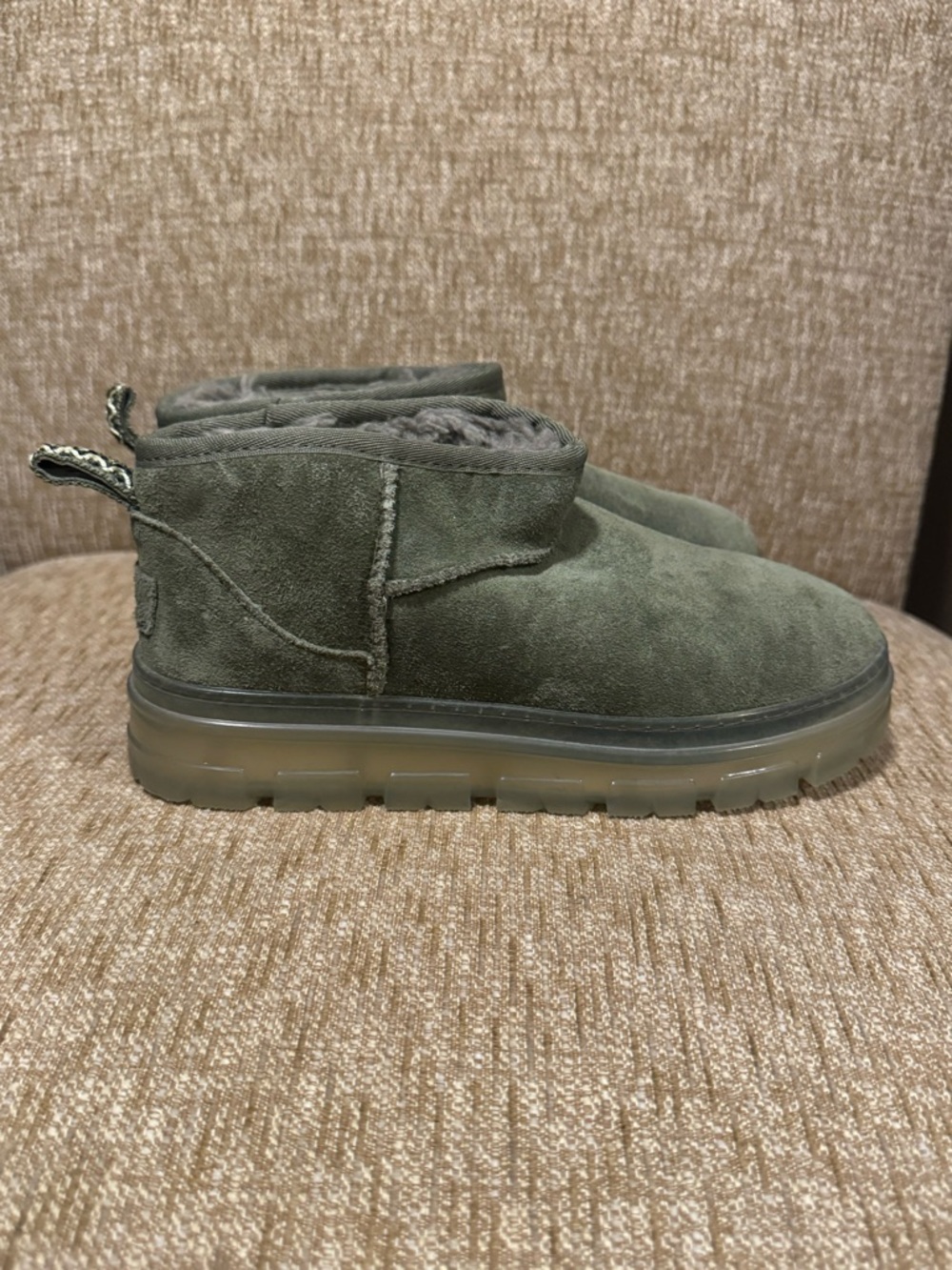 Authentic UGG Suede Classic Ultra Mini Clear in Burnt Olive Color Size 7